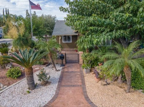 4503 De Lay Ave, Covina, CA 91722-2924