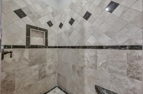 1612 Sweet Gum St, Conroe TX  77385-9530 exterior