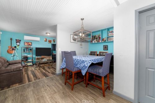 117 Orange Ave, Rialto, CA 92376-5817