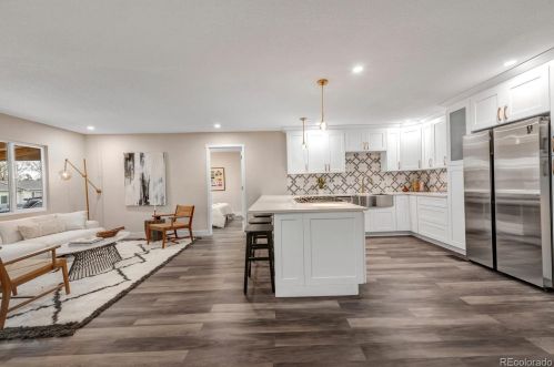 1601 Knox Ct, Denver CO  80219-4526 exterior
