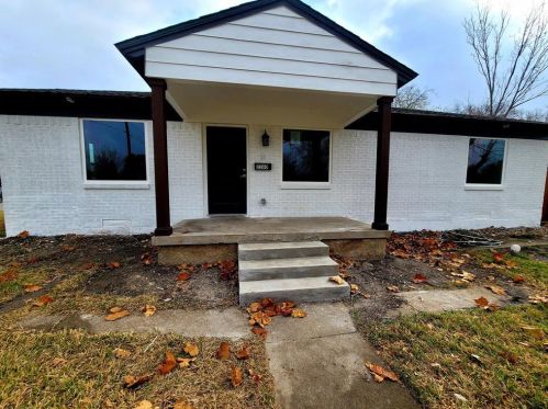 2260 Bergstrom Dr, Dallas, TX 75227-8709