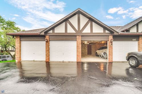 6147 Willowhill Rd, Willowbrook IL  60527-2924 exterior