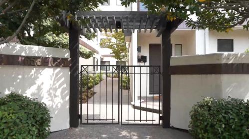 673 Waverley St, Palo Alto, CA 94301-2550