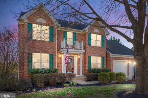 9320 Weathersfield Dr, Bristow, VA 20136-1714