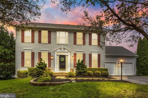 5417 Lick River Ln, Gainesville, VA 20155-1378