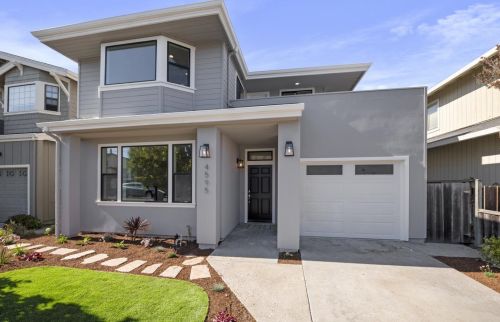 4595 Topaz St, Capitola, CA 95010-3159