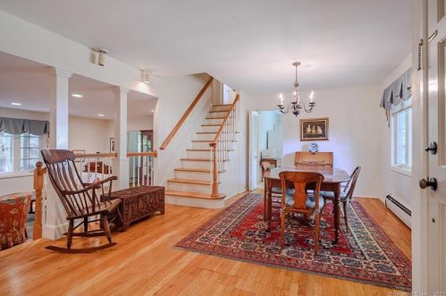 5 Huckleberry Dr, Norwalk, CT 06850-1703