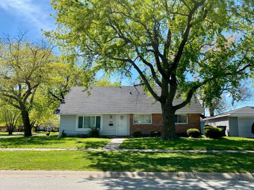 3830 167th Pl, Country Club Hills, IL 60478-2189