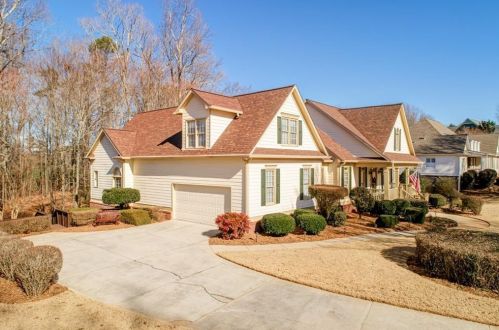 110 Rosebury Dr, Holly Springs, GA 30115-7556