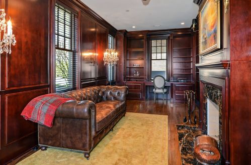 137 Oxford Ave, Willowbrook IL  60514-1151 exterior