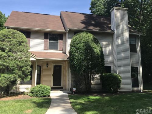 3505 Cricket Cir, Edison, NJ 08820-4240
