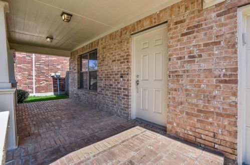10520 Winding Passage Way, Fort Worth TX  76131-3988 exterior