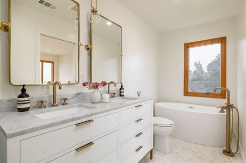 5053 Silver Arrow Dr, Palos Verdes Estates, CA 90275-3737