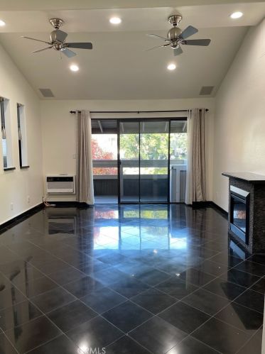 214 Springview, Irvine, CA 92620-1912