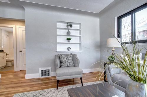 2396 Poplar St, Denver CO  80207-3561 exterior