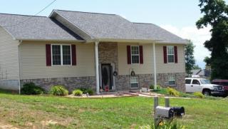 610 Keene Cir, Dandridge, TN 37725-6191