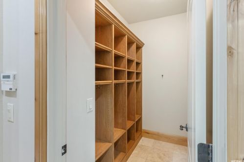 497 Rnch Dr, Alpine UT exterior