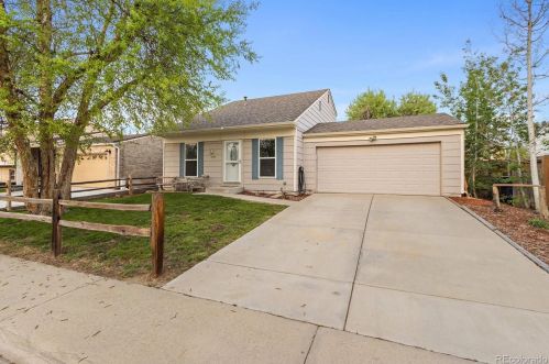 1620 Fundy Way, Aurora CO 80011-5323 exterior