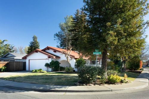 3312 Bermuda Ave, Davis, CA 95616-2704