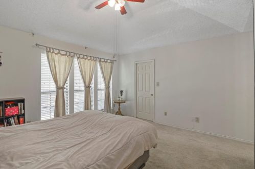 2312 Kenley St, Fort Worth TX  76107-4938 exterior