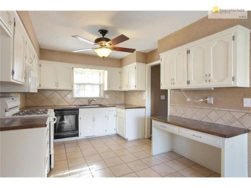 107 Jamar St, Peculiar, MO 64078-9693