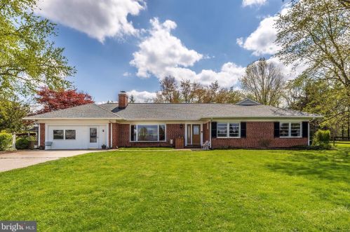 14826 Old Frederick Rd, Woodbine, MD 21797-8615