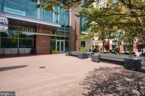 4878 28th St, Arlington VA  22206-1367 exterior