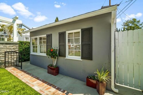 1428 Andenes Dr, Glendale CA  91208-1911 exterior