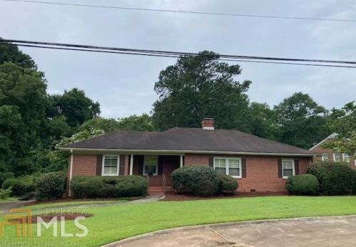 214 Spencer St, Barnesville, GA 30204-1715