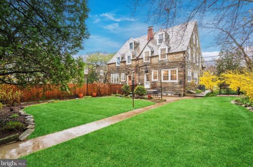 426 Durham St, Philadelphia PA  19119-1222 exterior