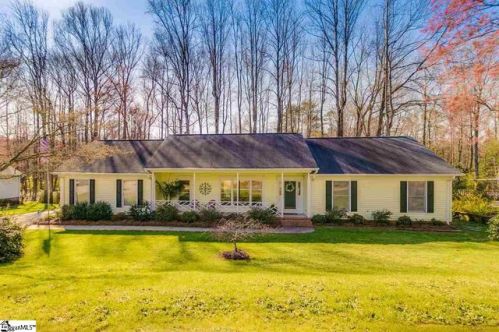 5148 Maplewood Dr, Greenville, SC 29615-3832