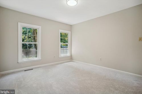 13015 Montpelier Ct, Woodbridge VA  22192-3356 exterior