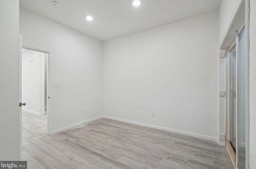 2543 11 St, Philadelphia PA  19133-1413 exterior