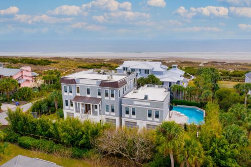 3 53rd Ave, Isle Of Palms, SC 29451-2704