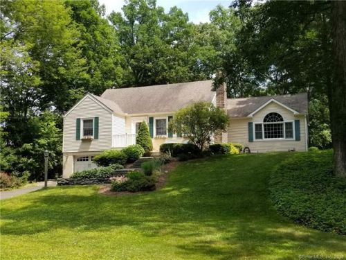 217 Forest Rd, Milford, CT 06461-2729