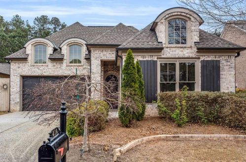 214 Freelon Ln, Holly Springs, GA 30188-1611