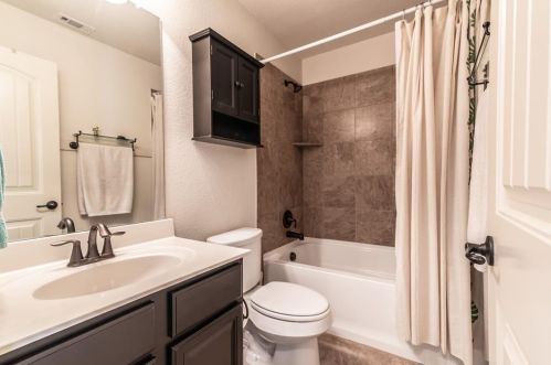 6920 Carrington Ln, Fort Worth TX  76137-7557 exterior