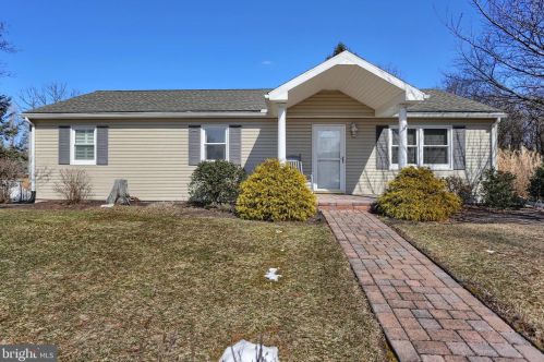 138 Doris Ct, Harrisburg, PA 17112-9773