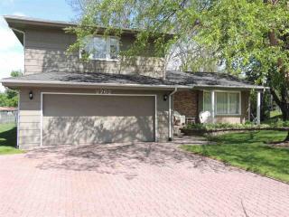2762 Stoneham Pkwy, Rockford, IL 61109-1821