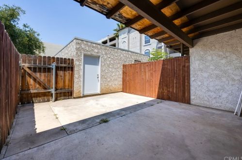1415 Everton Pl, Riverside CA  92507-4439 exterior