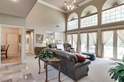 2212 Vly Vw Dr, Cedar Hill TX 75104-6712 exterior