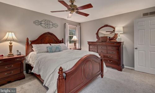 176 Berrywood Dr, Severna Park MD 21146-2033 exterior