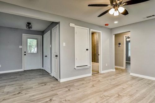 4033 Rita Beth Ln, Fort Worth TX  76180-8711 exterior