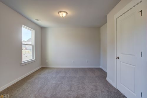 2414 Cotton Gin Row, Jefferson GA  30549-8811 exterior