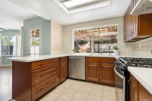 20539 Bloomfield Rd, Riverside CA  92508-2916 exterior