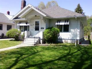 713 12th Ave, Fargo ND  58102-2623 exterior