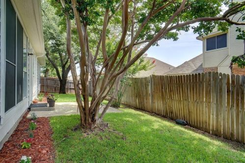 4506 Parkview Ln, Fort Worth TX  76137-5457 exterior
