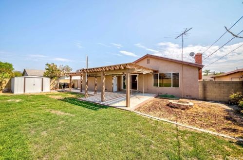 3119 Glen Holly Dr, Anaheim CA  92804-3814 exterior