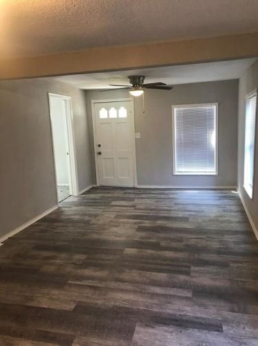 312 Munson St, Angleton TX  77515-5918 exterior