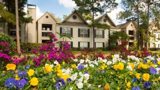 722 International Blvd, Houston TX  77024-3501 exterior